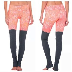 NWT ALO YOGA Guava Indio Ribbed Goddess Leggings
